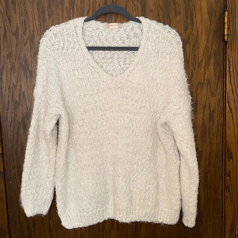 Altar’d State Cream Cozy V Neck Popcorn Sweater Oversized Minimalist Fuzzy M/L